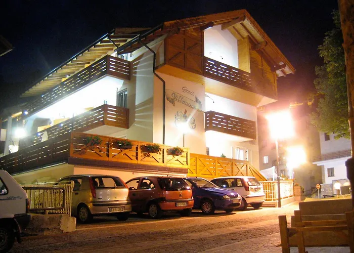 Albergo centrale: Hotel Garnì Villanova