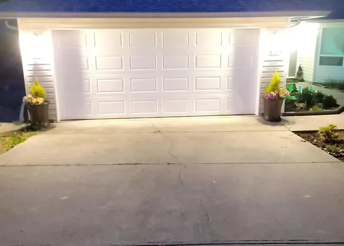 Joyveal'S Homey Place