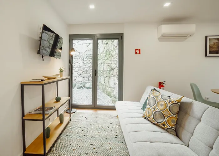 Courtyard Oporto Design Apartments By Vacationy