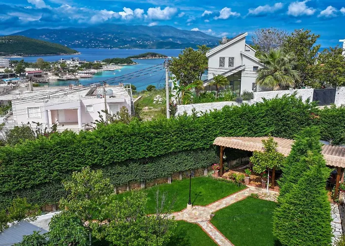 Villa M Cako