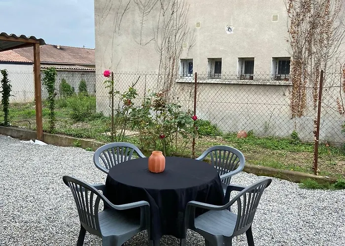Le HappyNous, cosy, climatisé, wifi, parking privé intérieur