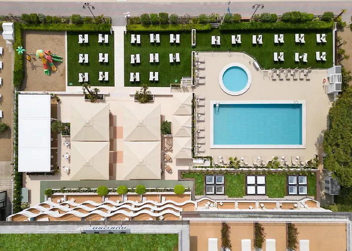 Hotel Ping Pong: Hotel Aurora