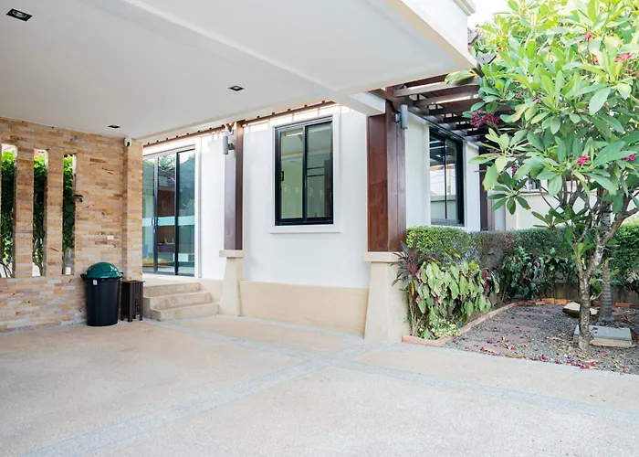 Near Beach 3Bedroom Pool Villa.（Rawai Vip B6）