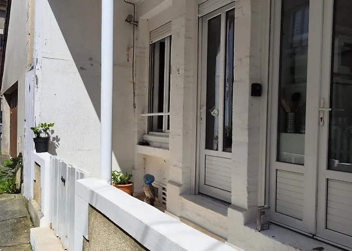 Charmant logement à Luc-sur-Mer - 100m de la Plage