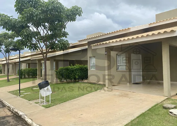Pousada com piscina: Hotel De Luxo Em Caldas Novas Com Ingressos Com Valor Exclusivo Nos Clubes Hot Park, Lagoa Termas, Waterpark, E Nautico!!!