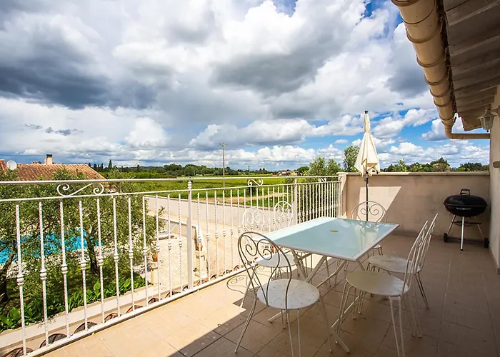 Côté Oliviers 6P - Appt avec piscine partagée