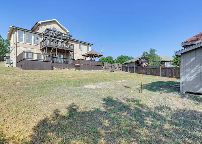 Family-Friendly Fischer Home W/ Private Hot Tub!