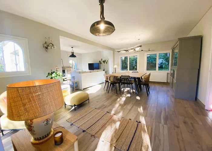 Bénodet, superbe maison 5 chambres à 150 m de la plage et restaurants