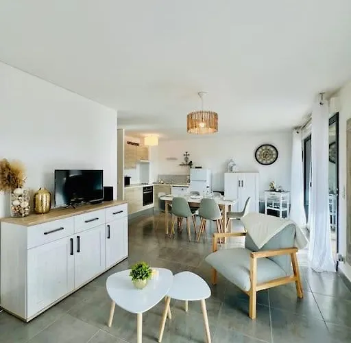 T3 cosy proche mer avec Parking