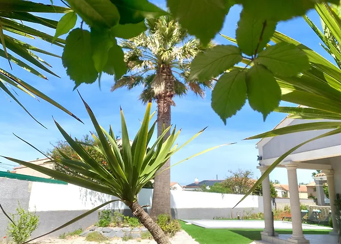 grande villa piscine Marseillan plage cap agde