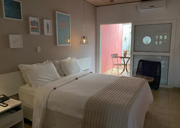  Boutique Frangipani