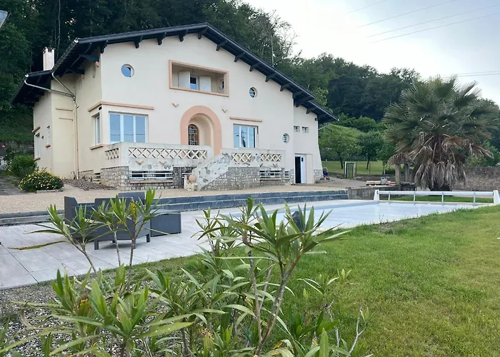 Au Petit Chene