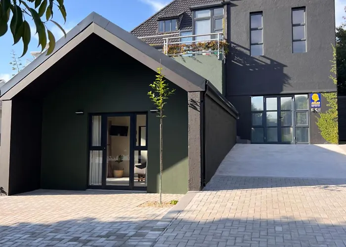 Greenhouse Cabin