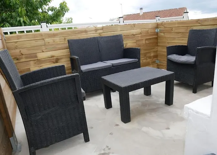 Logement lumineux avec terrasse