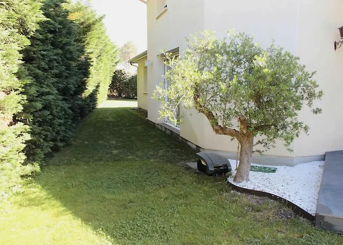 Villa Familiale 8 Personnes, Piscine Chauffee A 10 Kms De La Mer