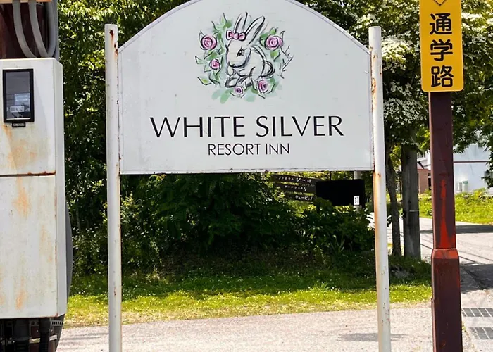 White Silver Hakuba