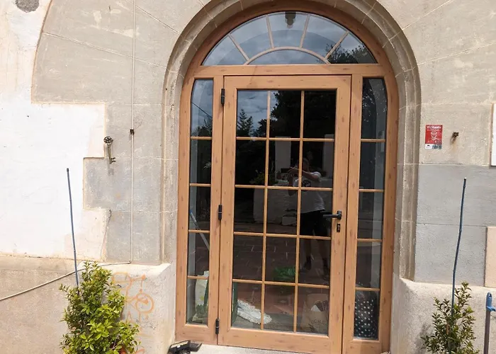 Historic House 5 Minutes Walk From The Beach
