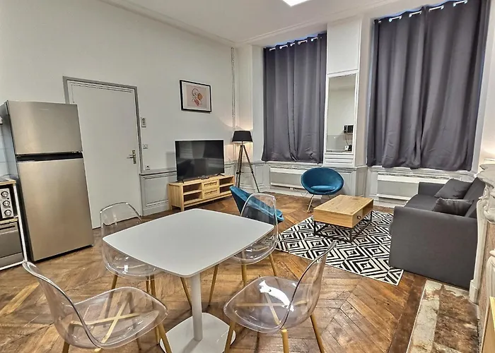 Superbe, T2 Spacieux 50m², Hypercentre, Neuf, RDC