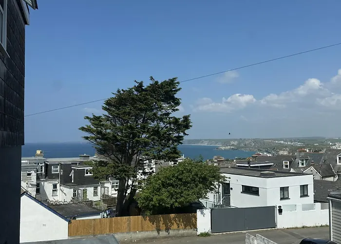 Oyo Shore Surf