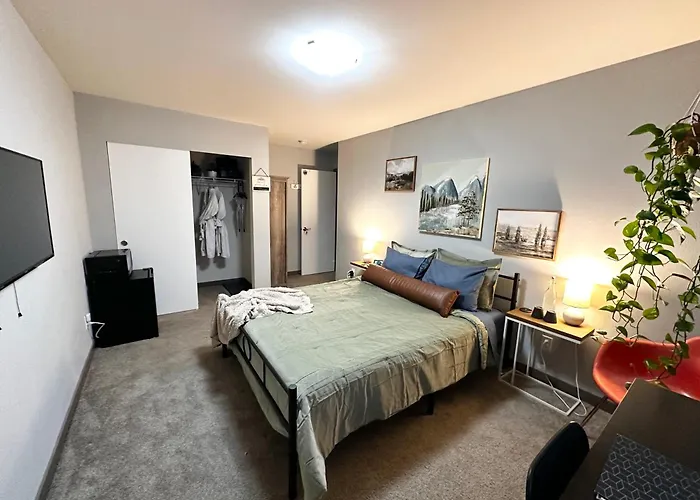 Central Tacoma Homestay With Breakfast Included -Private Room-