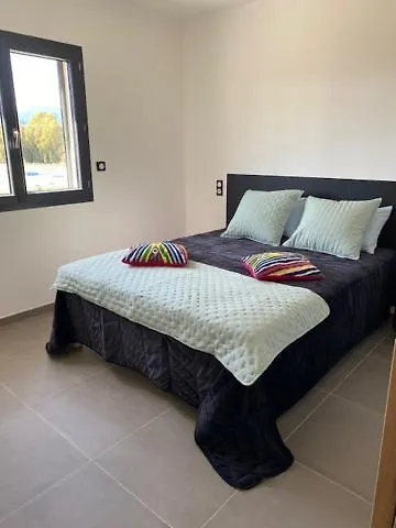 Logement neuf-Ghisonaccia centre, à 5min de la Mer