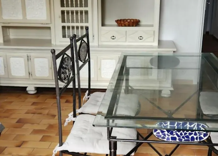 Charmant T3 en rez de jardin d'une villa