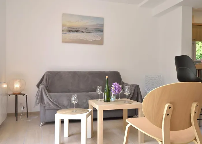 Holiday Home Kermorvan By Interhome