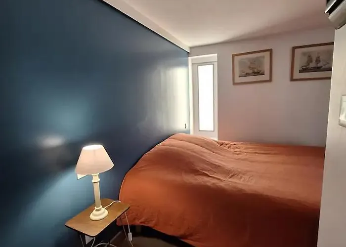 Appartement moderne avec terrasse - proche mer