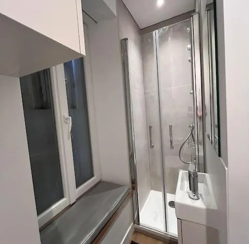 Studio Melun Peaceful Area 5 Min To Train Station