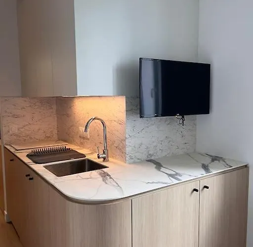 Studio Melun Peaceful Area 5 Min To Train Station