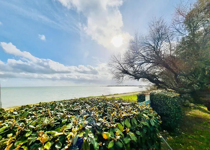 Pavillon Les Pieds dans l'eau Vue mer -Ile d'Aix