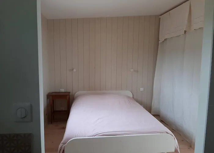 Maison en bois vue sur mer en Bretagne 5 couchages