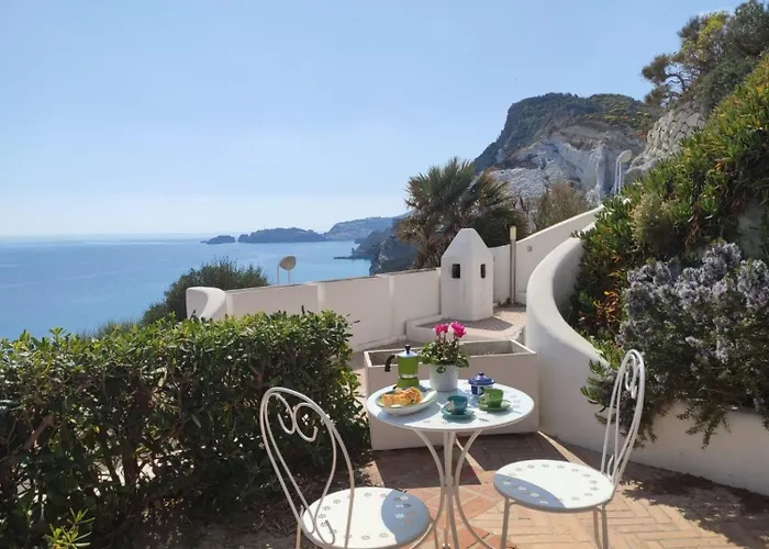 Hotel adatto agli animali: Maridea - Cave Suites Ponza