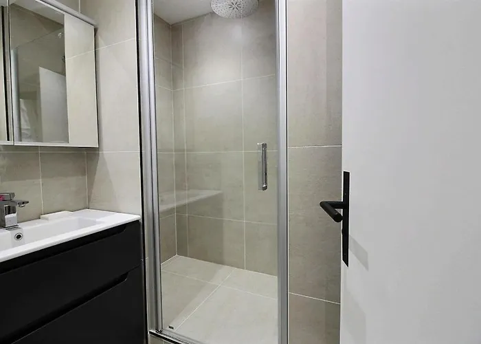 Annonce professionnelle, Studio avec très belle vue mer, 3ème étage, pour 4 personnes max