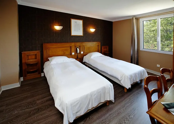 Hôtel 3 étoiles: Hotel du Lac Foix