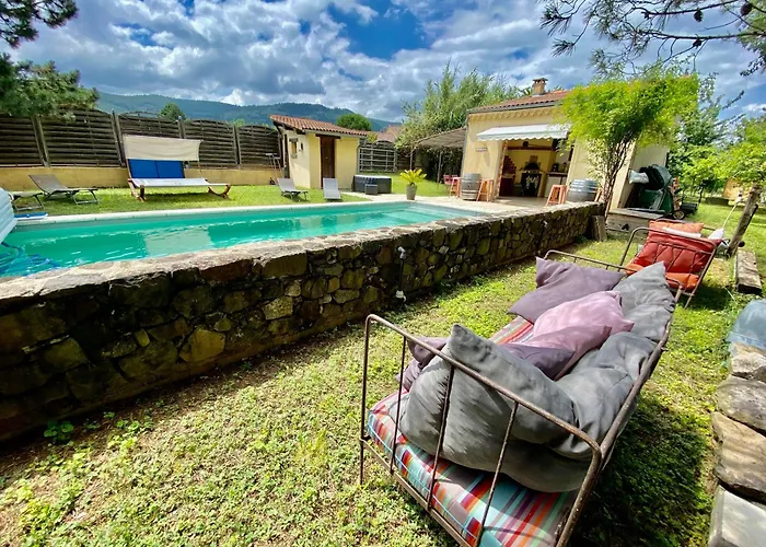 Maison 6P, 3Ch, Piscine, Jacuzzi, Cuisine D'Ete, Jardin Clos