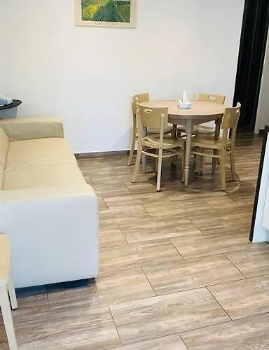 Ideal Apartment For 4 By Marseille Airport
