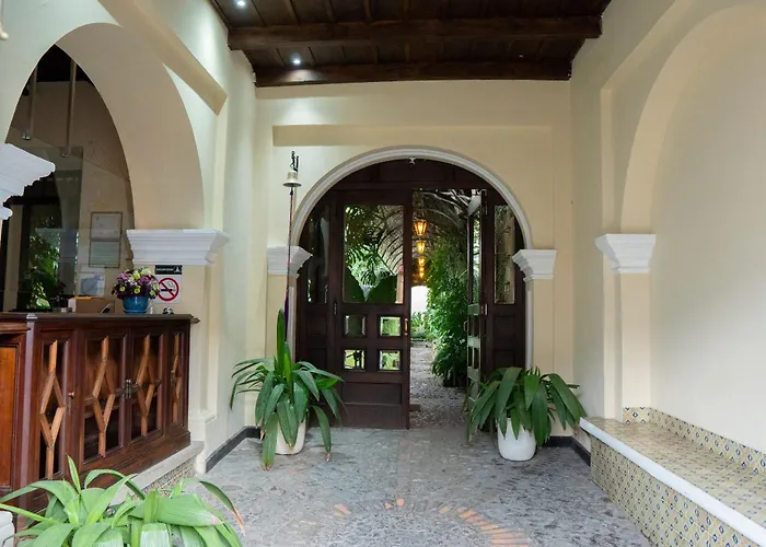 Casa Noble Hotel