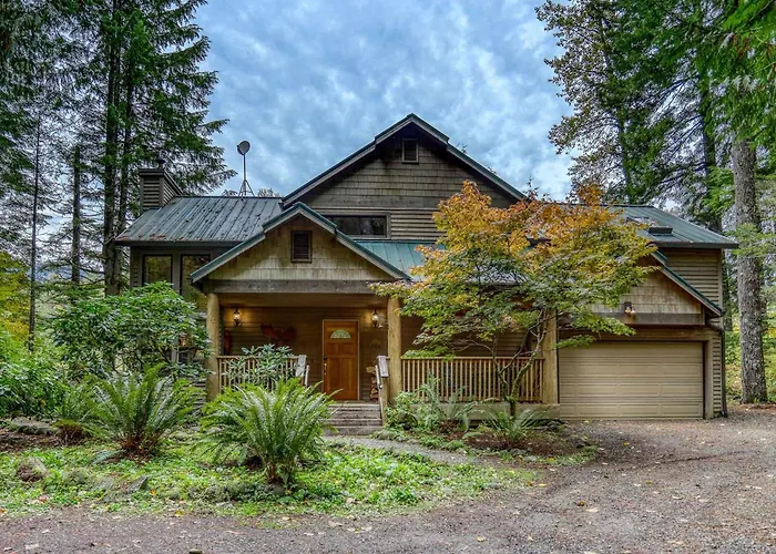 Rapid River Retreat - Meredith Lodging