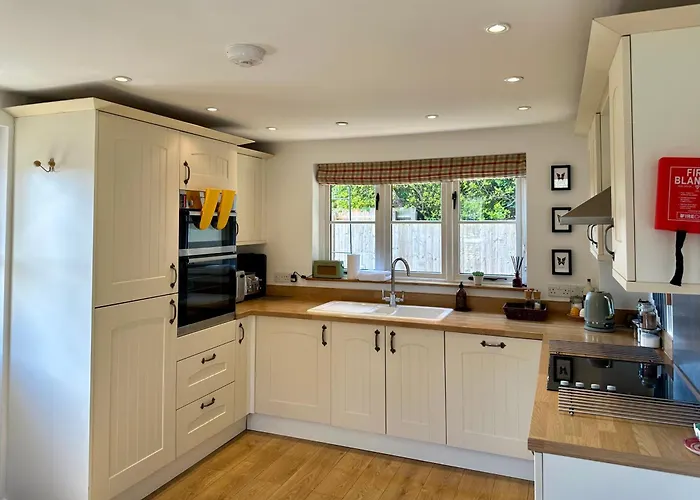 Holly Cottage