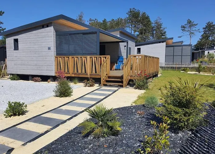 Cottage 4-6 Pers-Piscine Chauffee-150M Plage