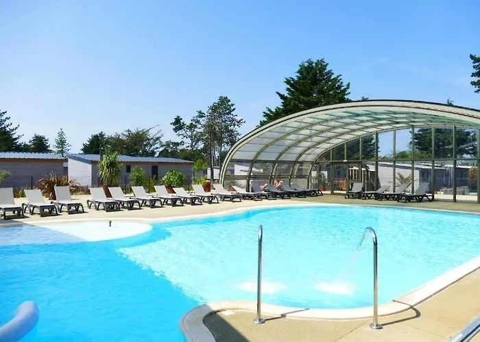Cottage 4-6 Pers-Piscine Chauffee-150M Plage
