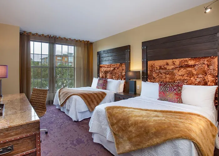 Hotel with view: The Bohemian Hotel Savannah Riverfront, Autograph Collection