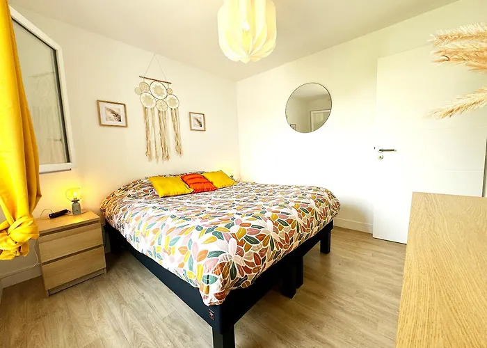 L'atelier Chic - Wifi fibre - Parking privée - Balcon - NETFLIX