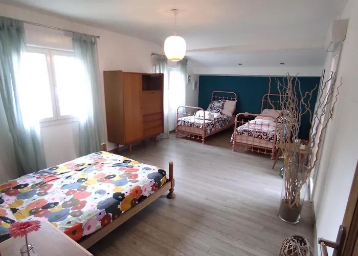 Maison de village avec sa charmante petite cour intérieure