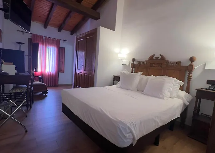 Hotel 5 Estrellas Rural Abadía De Yuste