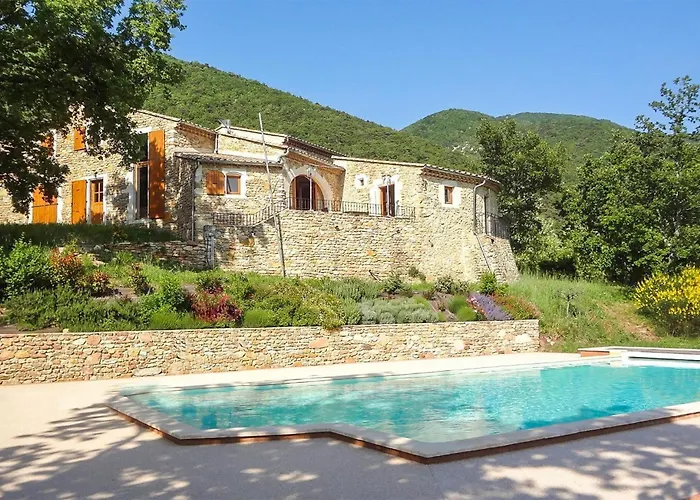 2 Bedroom Gorgeous Home In Dieulefit