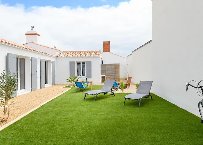 Holiday Home Charme De Port Morin By Interhome