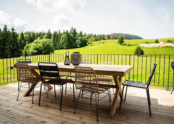 Grand gîte 8 personnes avec sauna bain nordique et vue panoramique