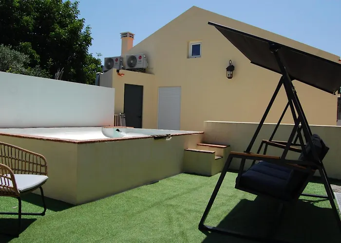 THE ORANGE TREE HOUSES - vista Pátio by Live&Stay